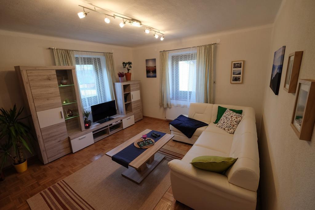 Haus Hubertus Apartment Radnig Екстериор снимка